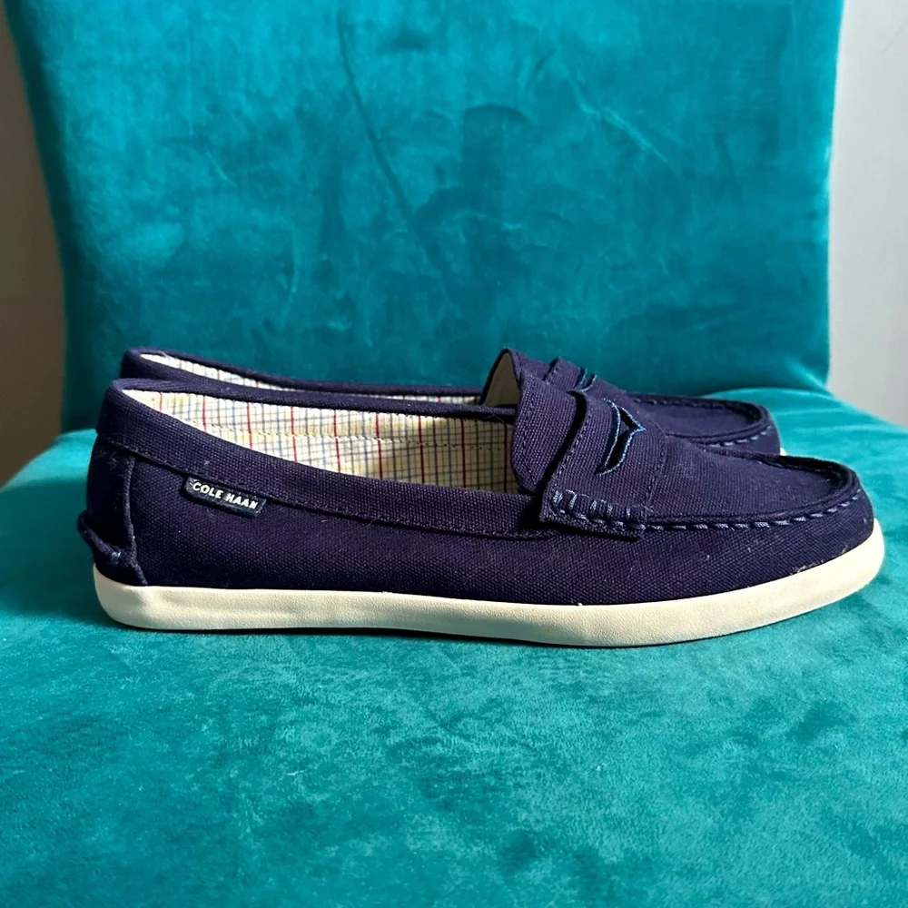 Cole Haan Navy Canvas Penny Loafer - Size 8 - Picture 1 of 7